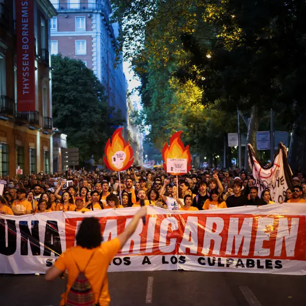 Spanish housing march