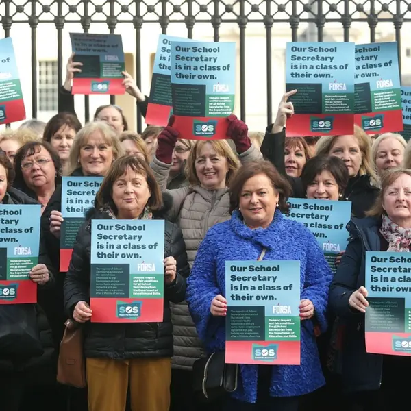 School secretaries protest