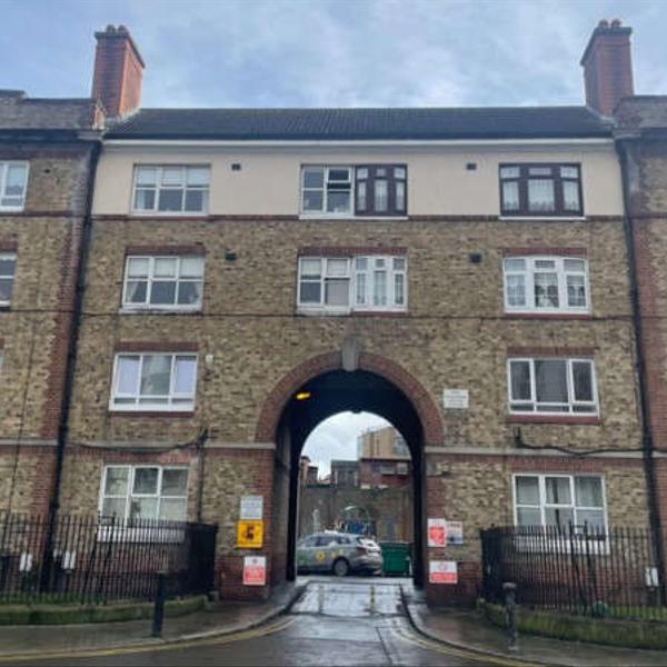 Oliver Bond Flats