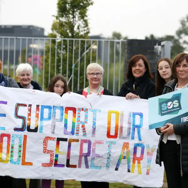 School secretaries protest
